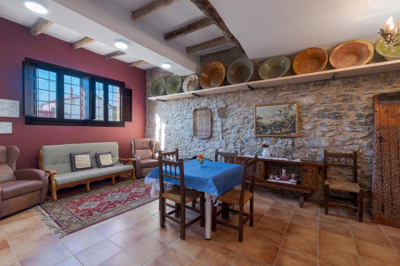 Casa Rural Vicenta 1750 Albentosa Eksteriør bilde